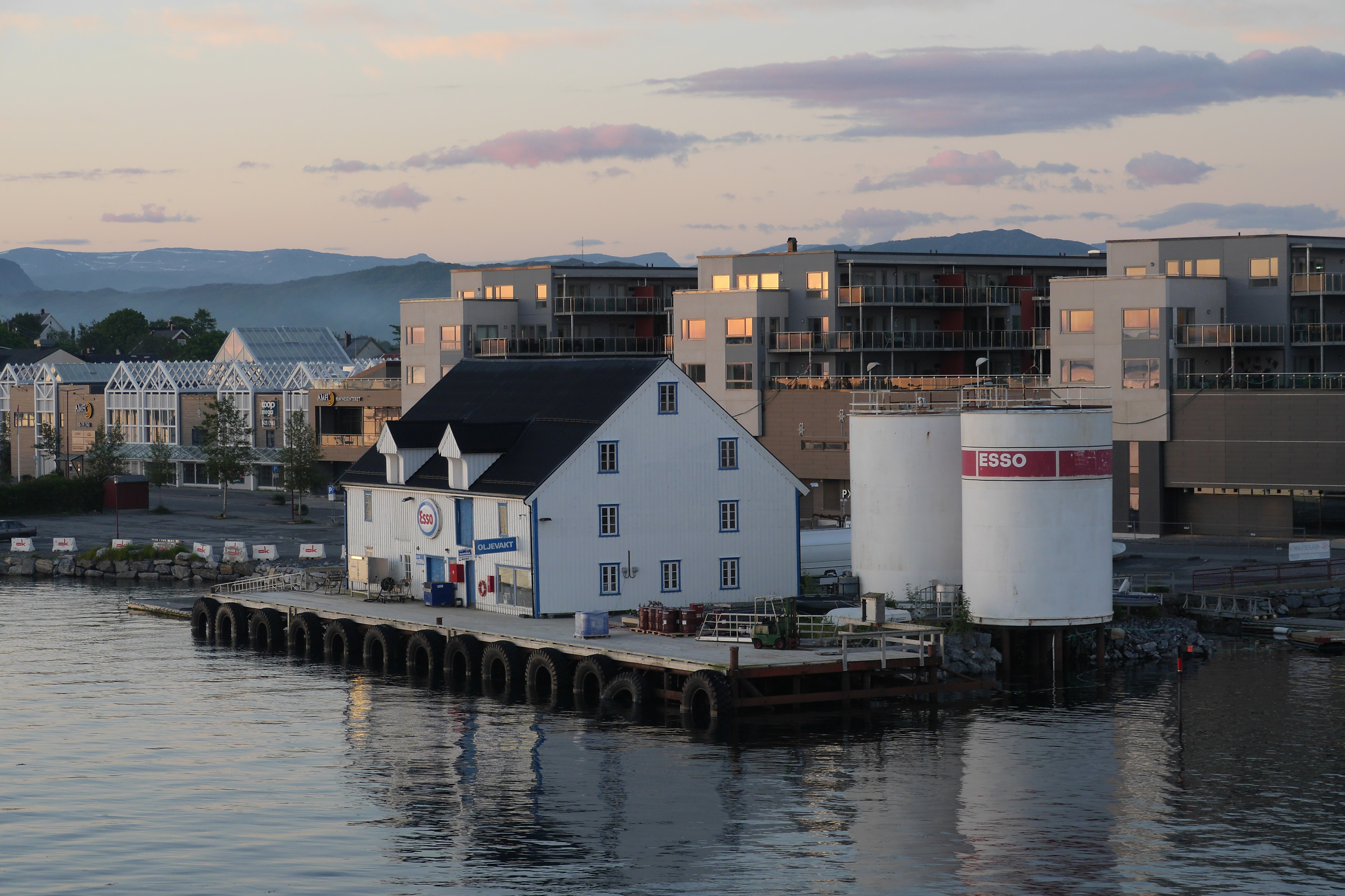 Brønnøysund 0:30 Uhr